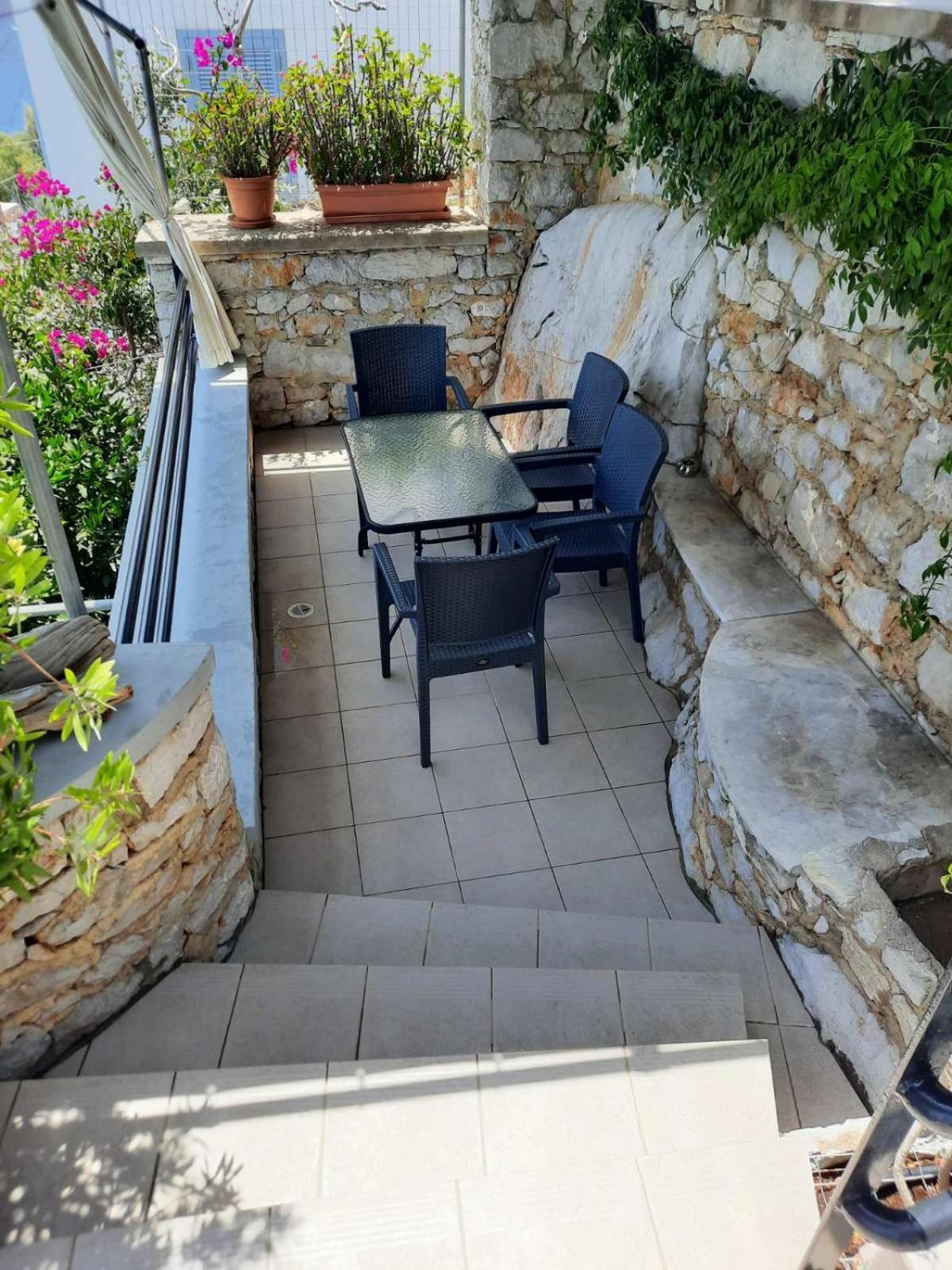 Margaritas Apartments سيمي المظهر الخارجي الصورة